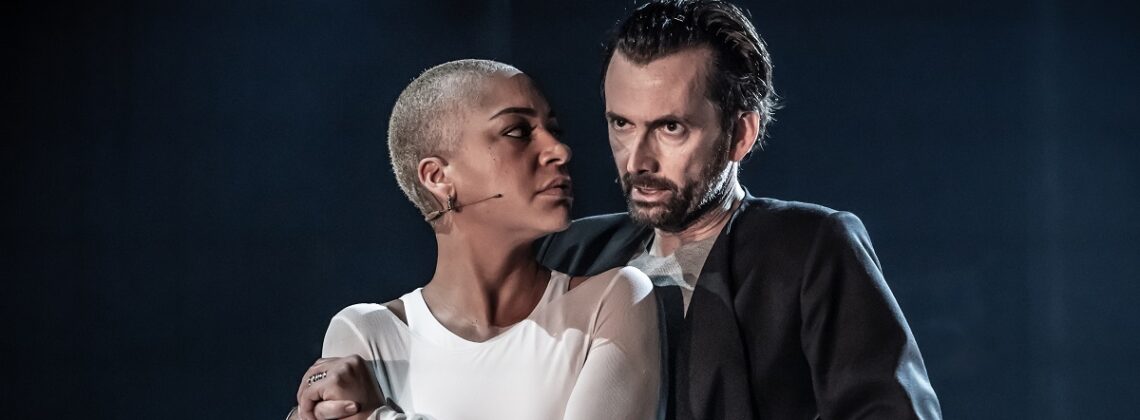 Cush Jumbo and David Tennant in Macbeth.