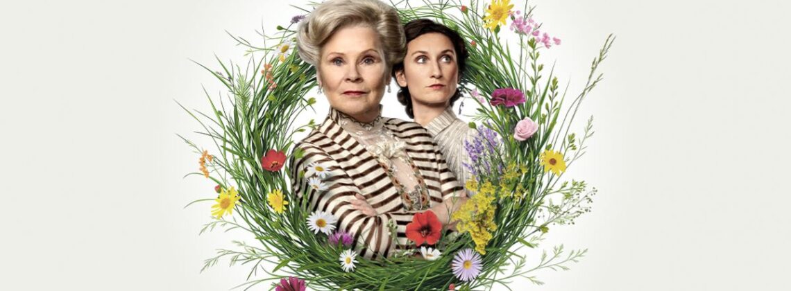 Imelda Staunton and Bessie Carter in NT Live's Mrs Warren's Profession