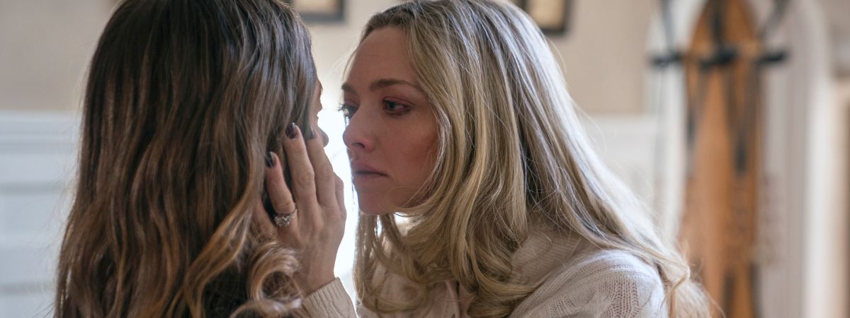 Sydney Sweeney and Amanda Seyfriend in The Housemaid