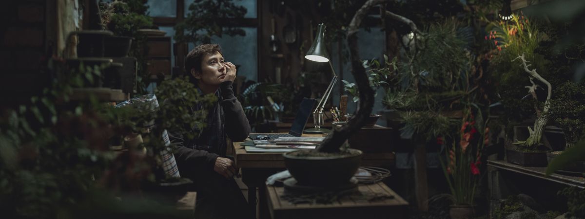 Lee Byung-hun in No Other Choice